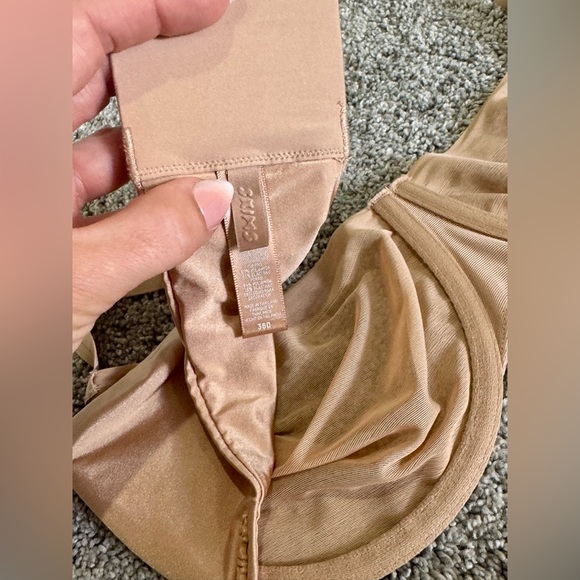 SKIMS UNLINED BALCONETTE BRA-Ochre-36D - Picture 8 of 11